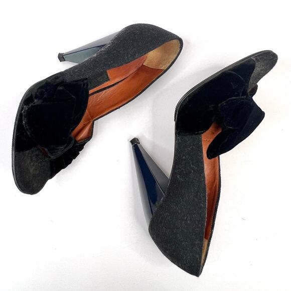 Lanvin Size 5.5 Black Felt, Velvet Bow Embellished Open Toe Sculpted 3.5 Heel - Picture 12 of 13